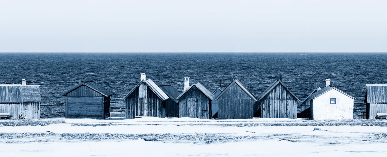 136780-foto-tapet-3d-boathouse-blues-blue-personalizat-rebel-walls