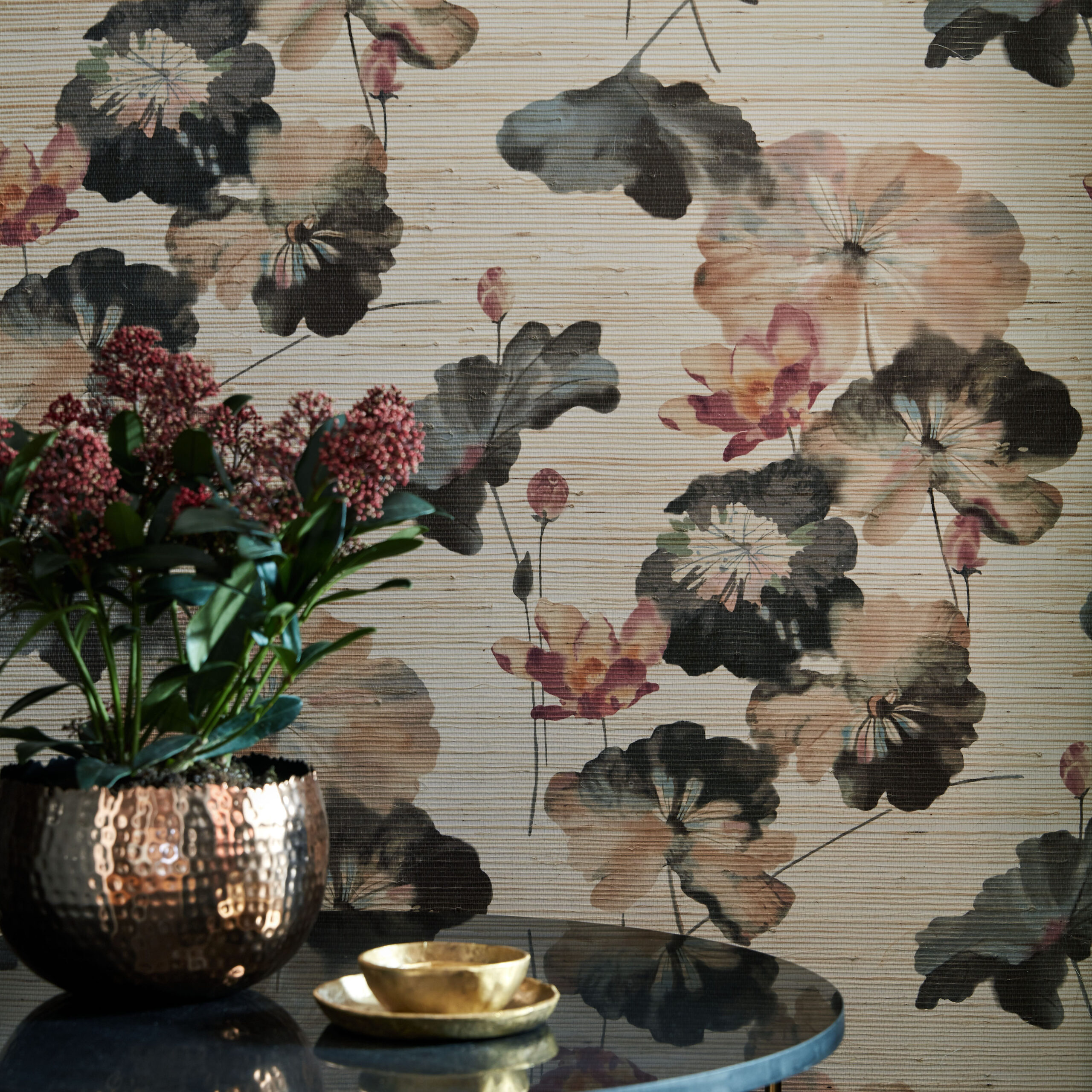 2008-143-01_Water_Lilies_Bracken_Grasscloth_cameo_02