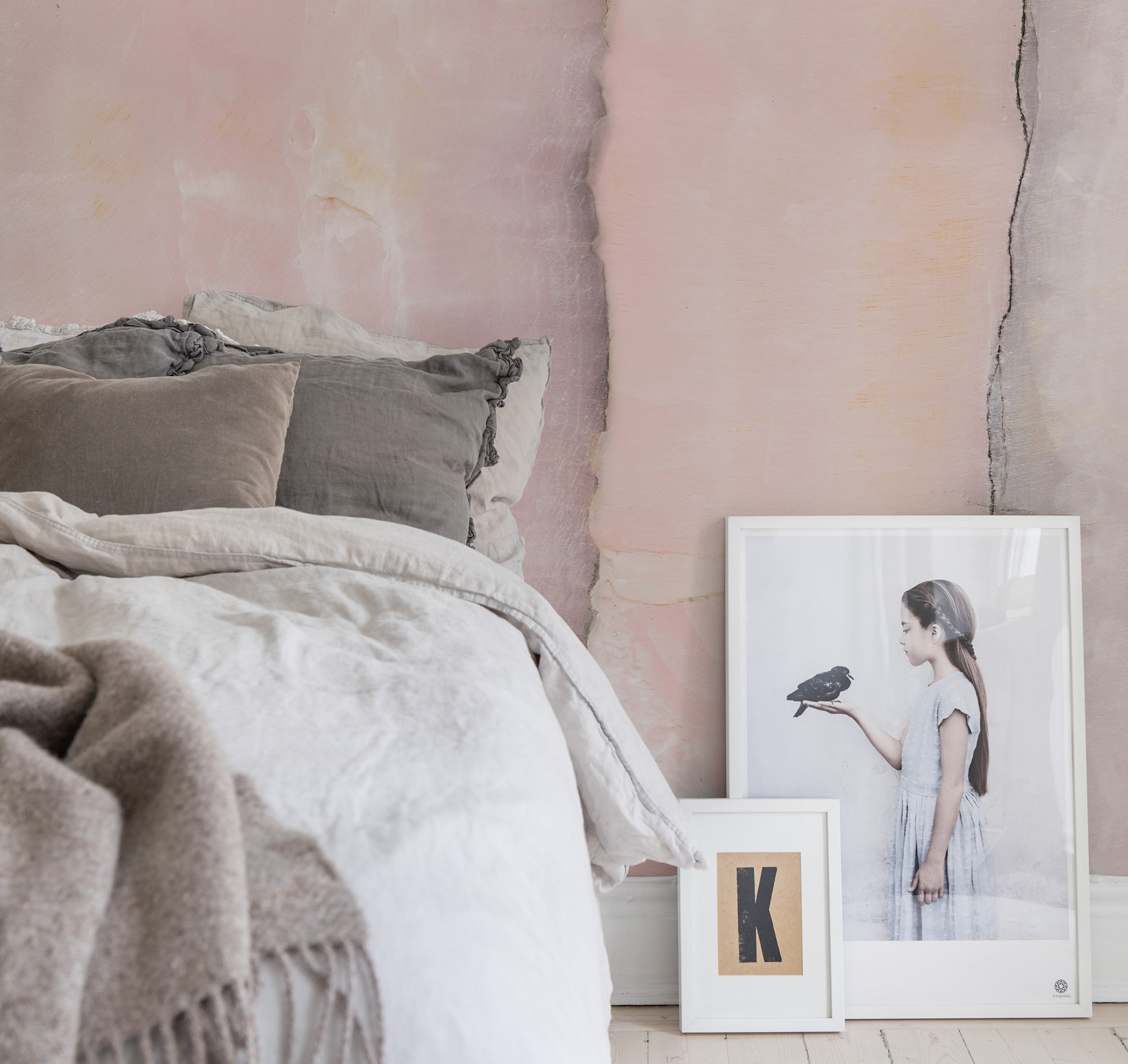 47262-fototapet-agate-personalizat-rebel-walls