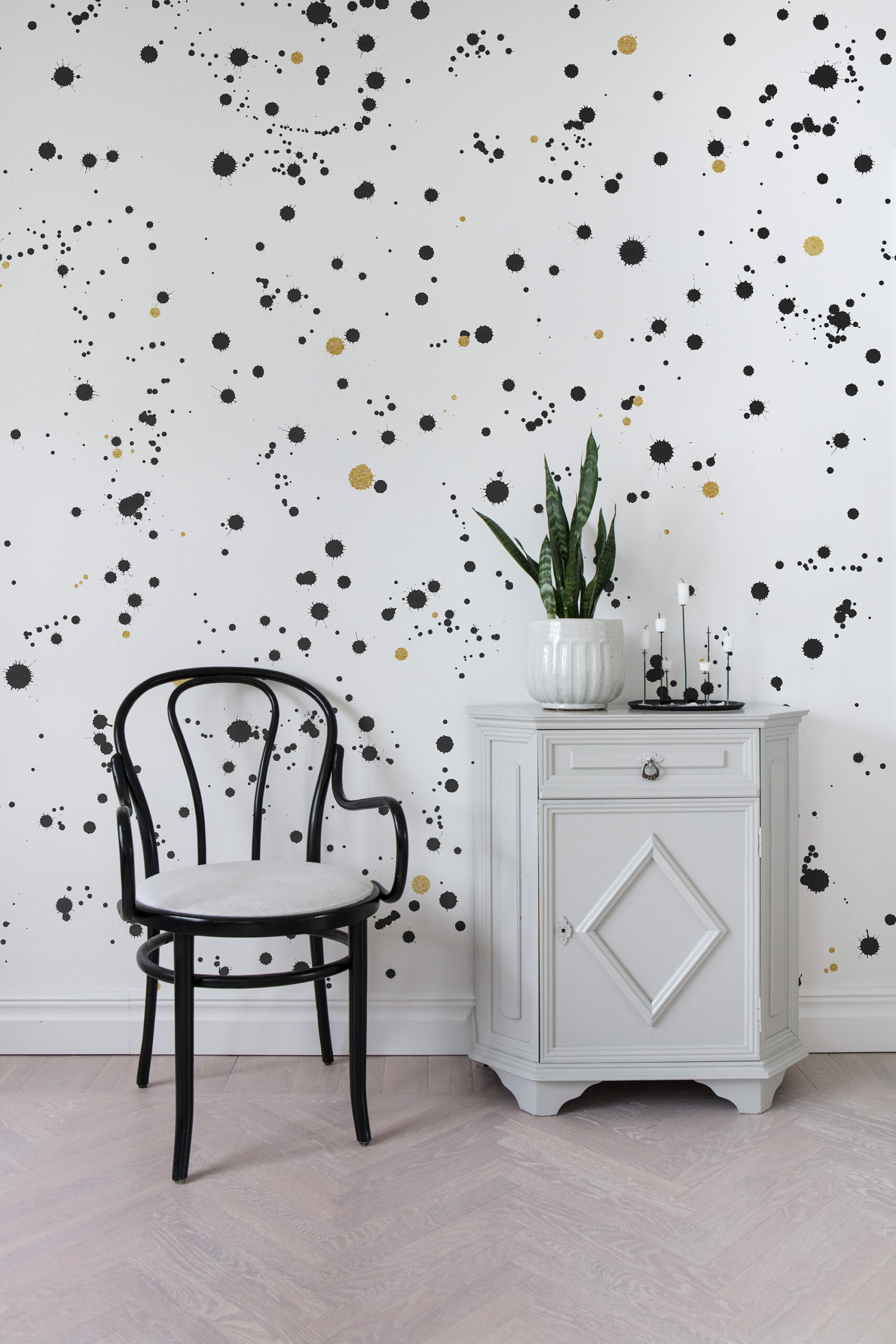 47303-fototapet-ink-colossal-personalizat-rebel-walls
