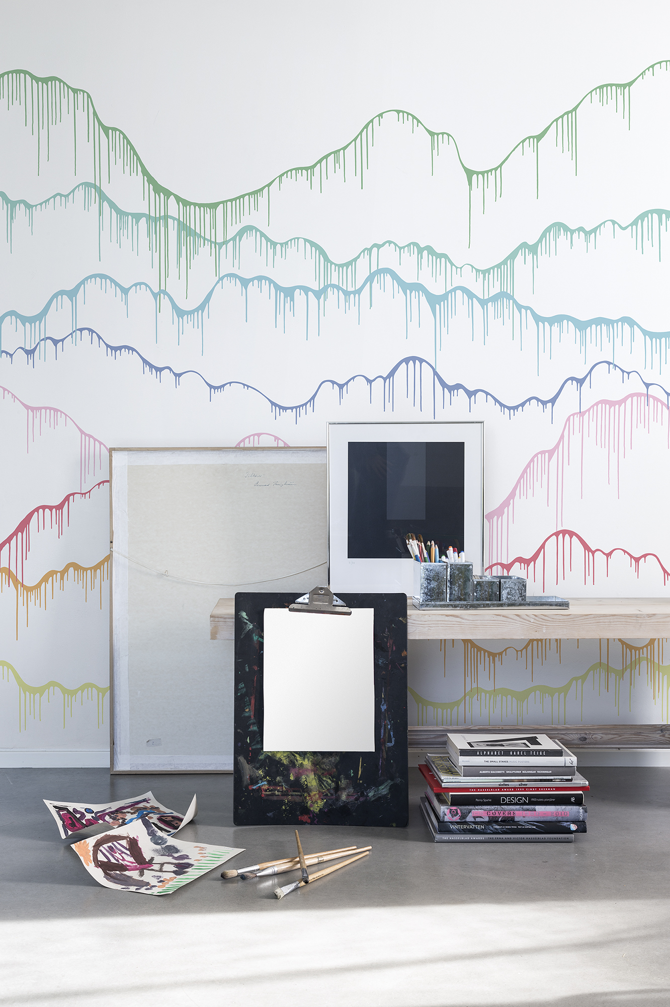 4897-foto-tapet-3d-elevation-curcubeu-personalizat-rebel-walls