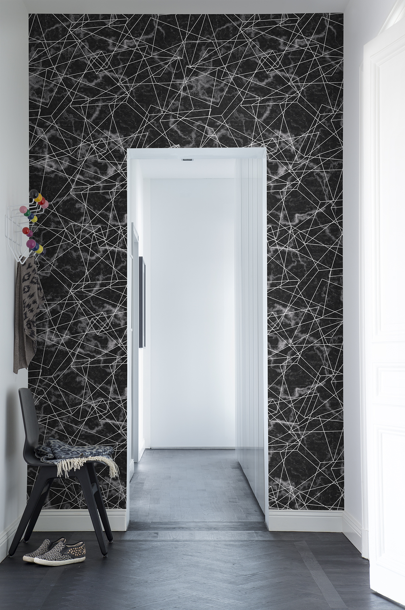 4904-fototapet-dimension-negru-personalizat-rebel-walls