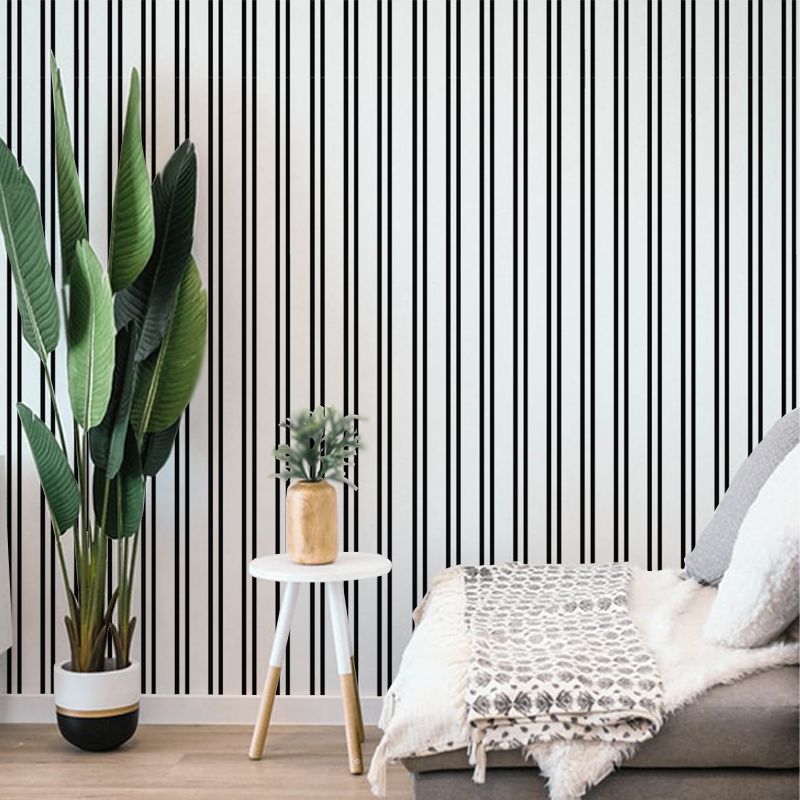Black-and-White-Stripes_tapet_vladila_5
