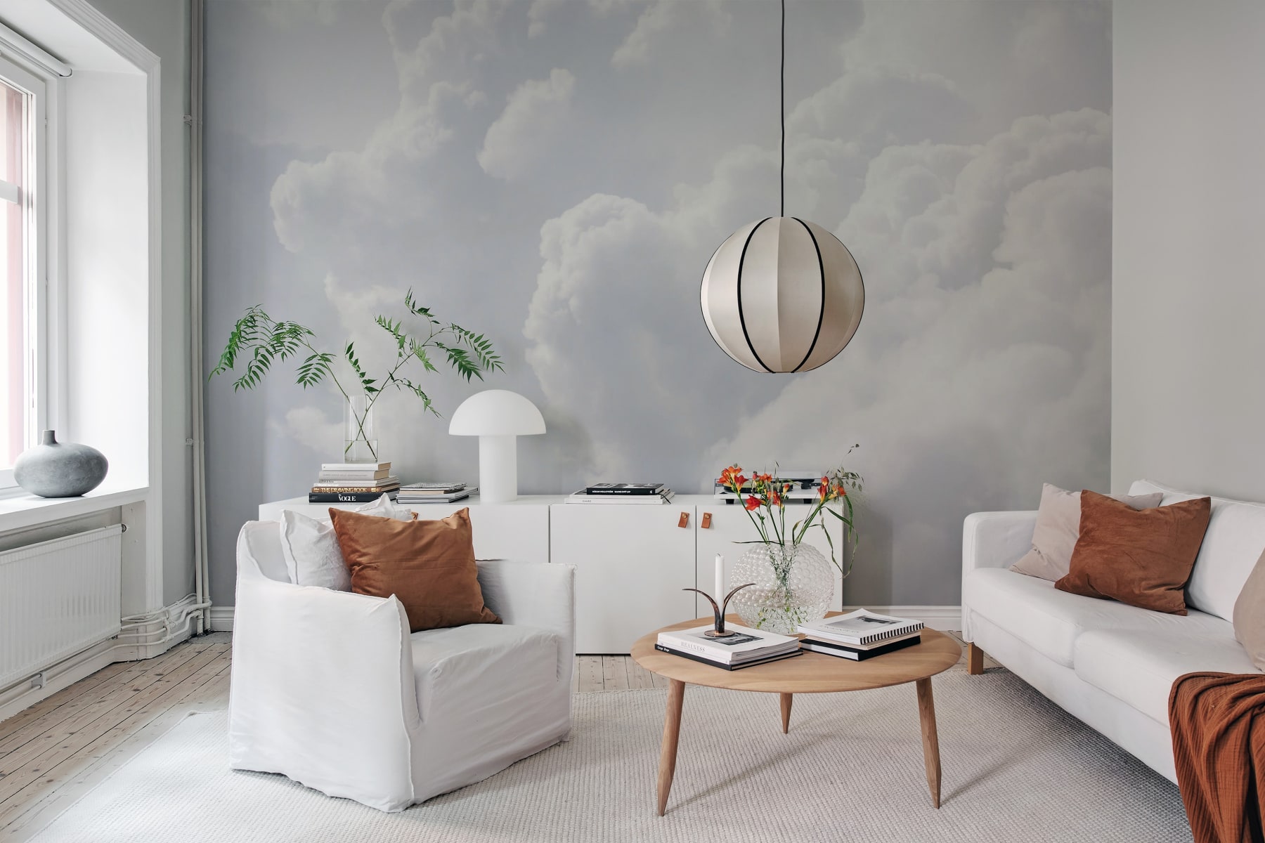 R19702_interior2