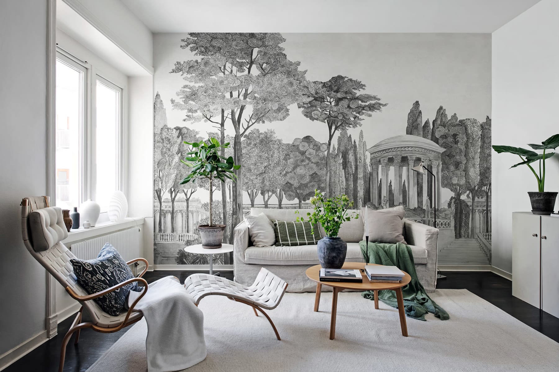 R19738_interior2