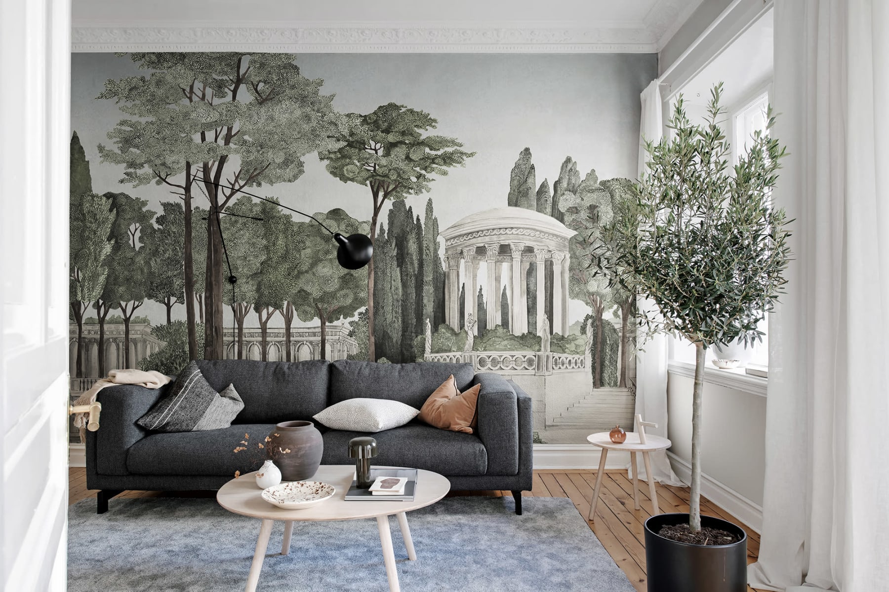R19741_interior2