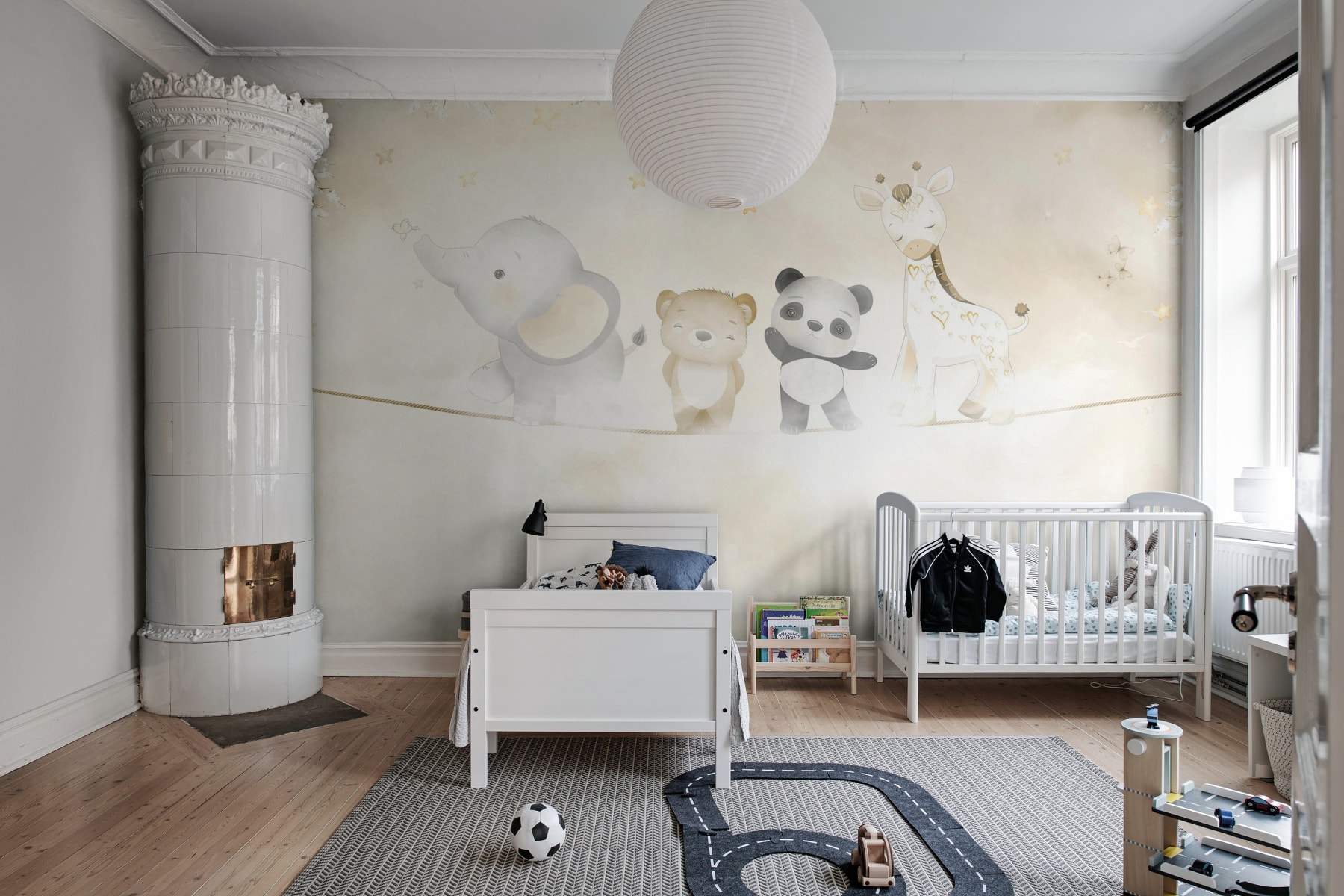 R19774_interior1