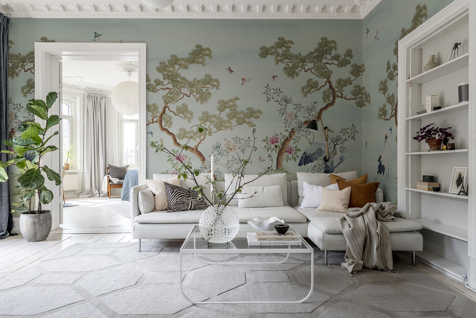 R21725_interior1
