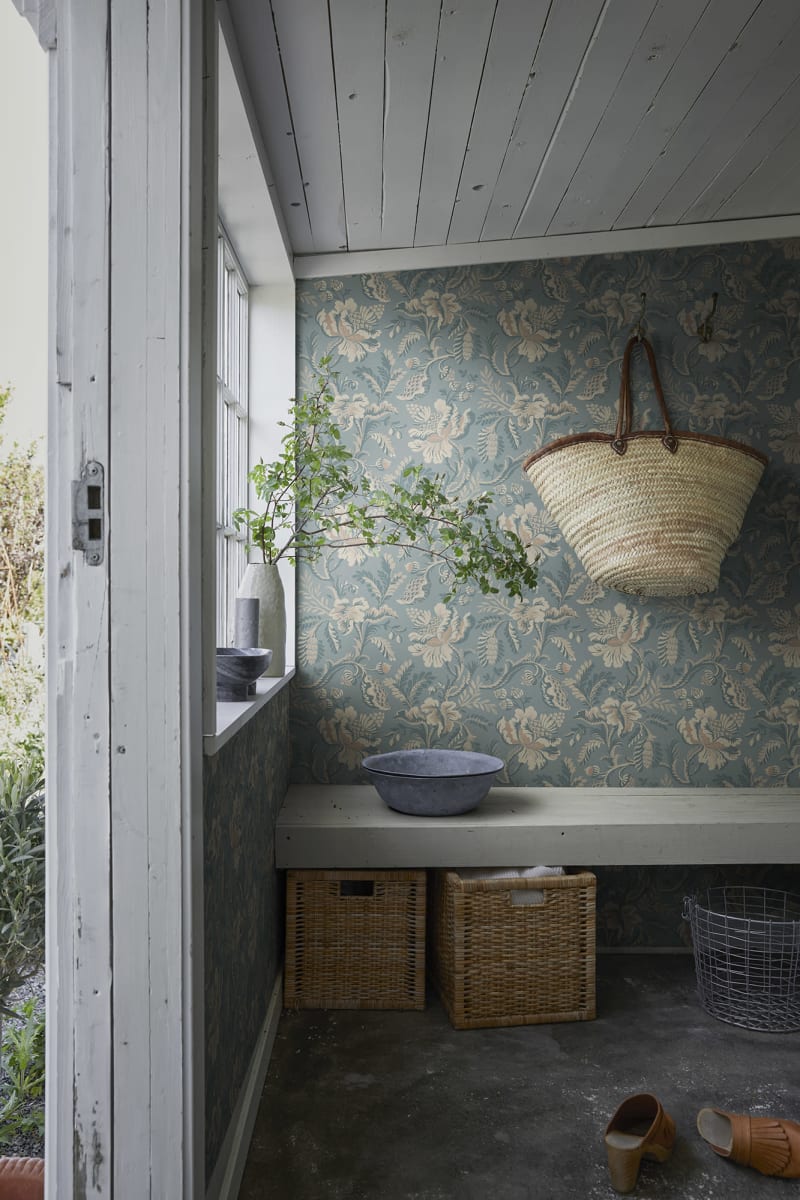 S10239_interior2
