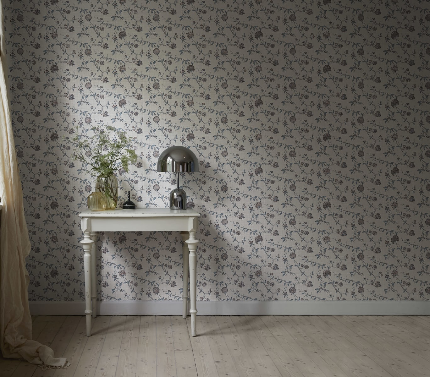 S10265_interior2