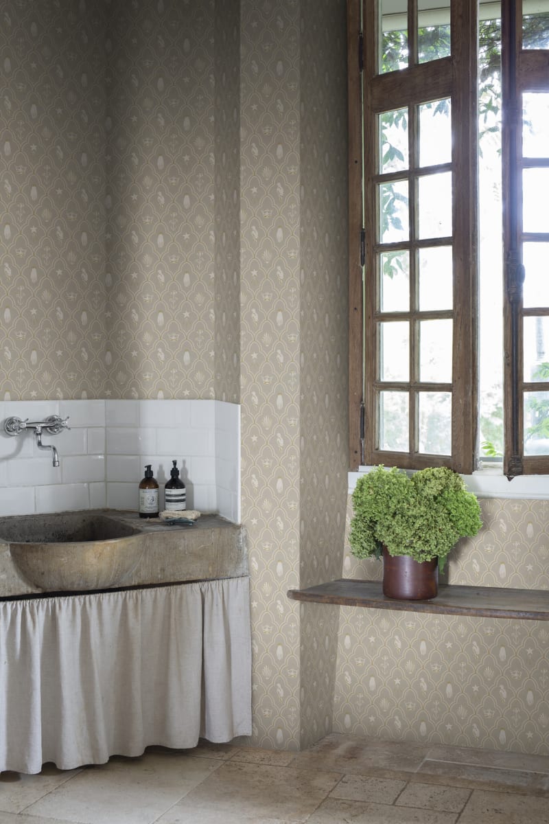 S10271_interior1