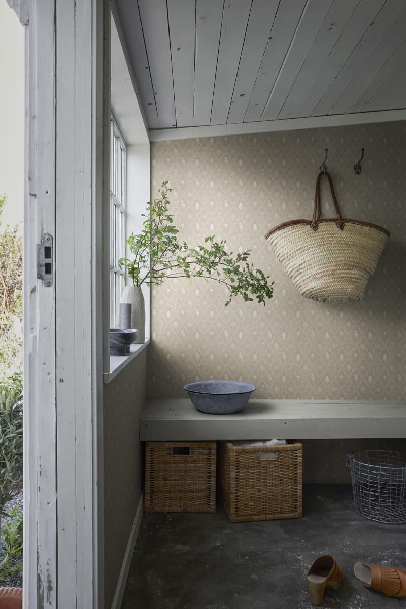 S10271_interior2