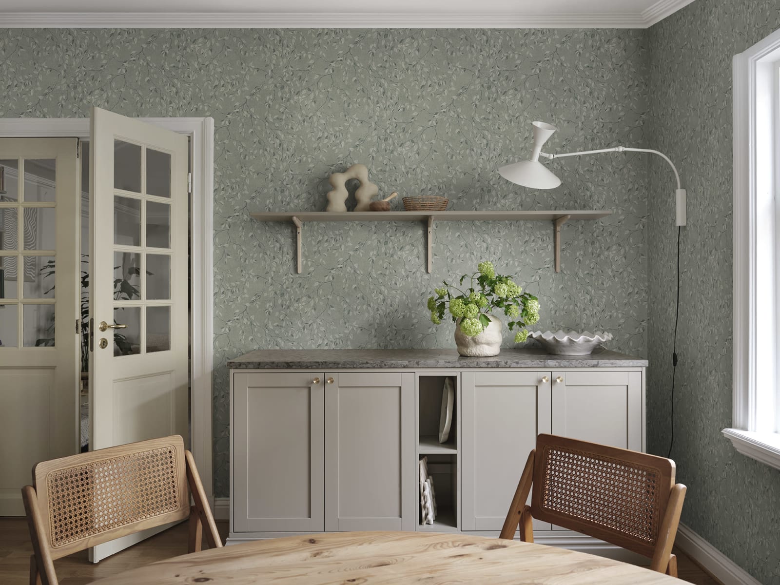 S10345_interior2