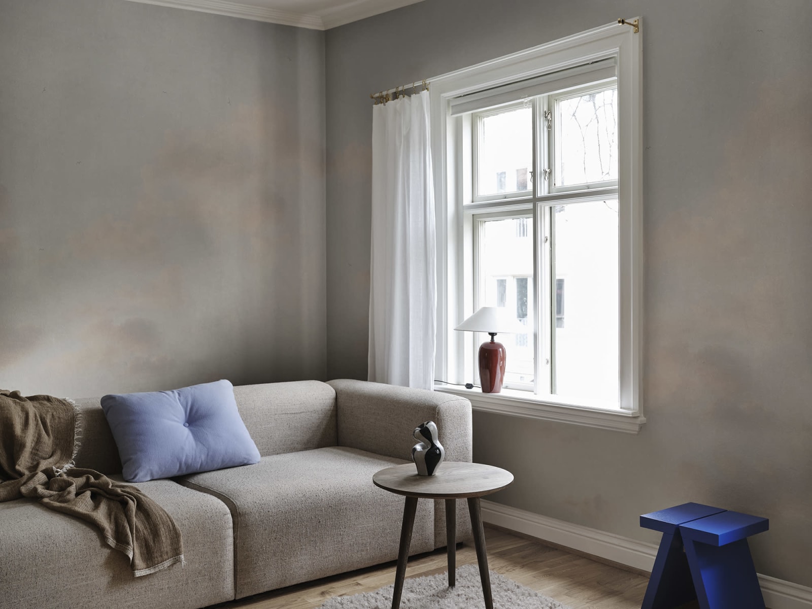 S10347_interior2