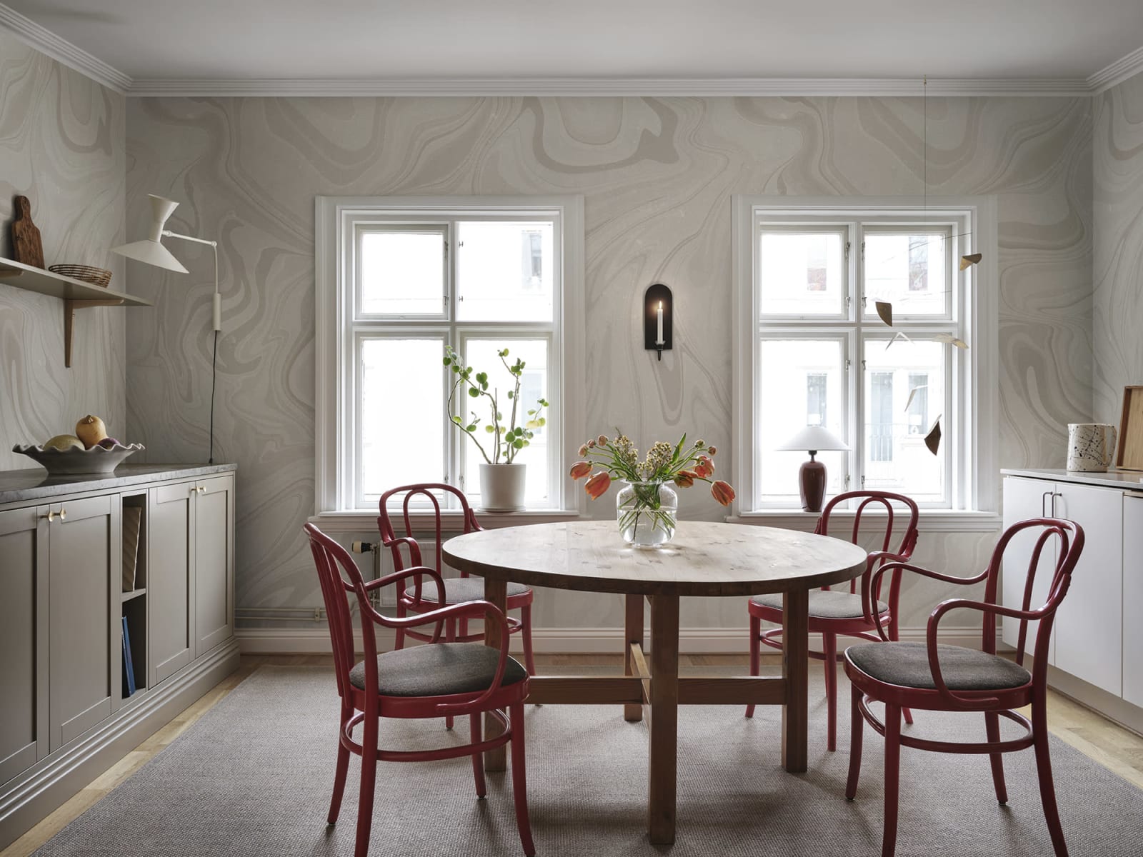 S10349_interior1