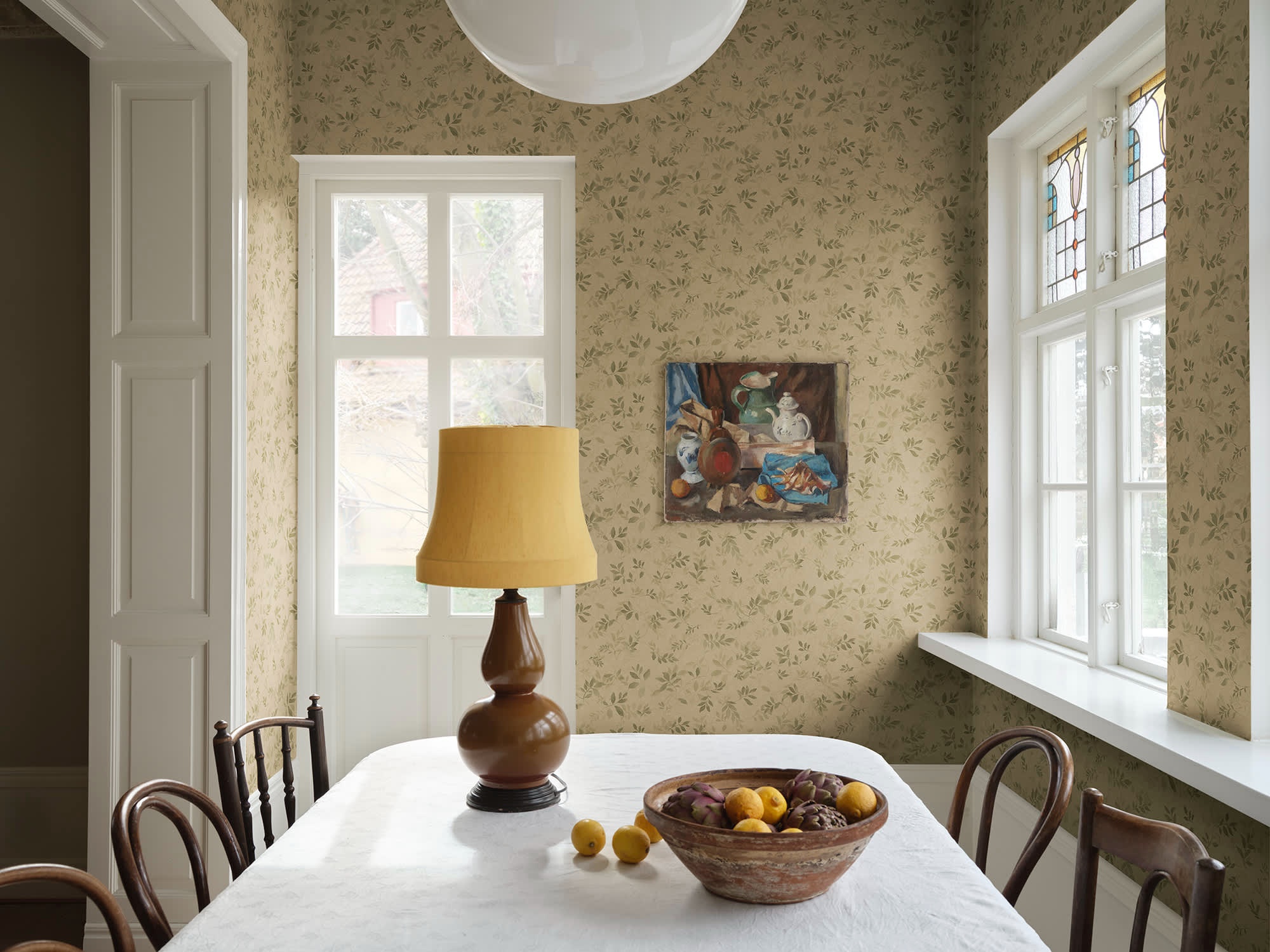 S10676_interior1