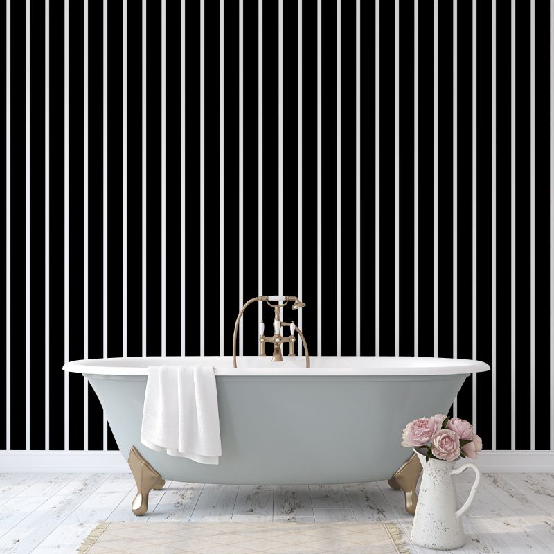 White-and-Black-Stripes_tapet_vladila_2
